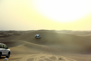 Passeando pelo deserto / Riding at the desert - Abu Dhabi
