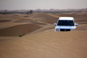 Passeando pelo deserto / Riding at the desert - Abu Dhabi