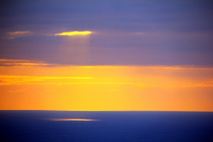 Sunset at the Ocean / Por do sol no Oceano